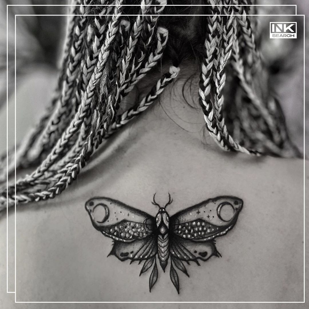Emanuela latoszek tatuaż motyl